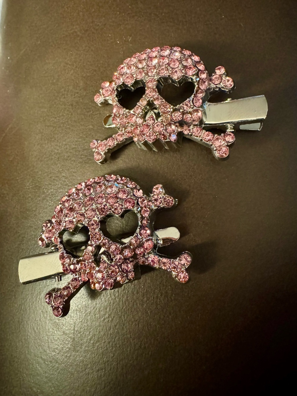 Pink Rhinestone Skull Hair Clips - Picture 5 of 6